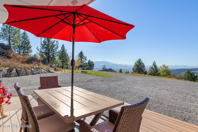 10824 N Payment Peak Rd, Hauser, ID 83854