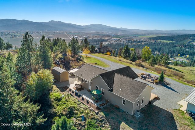 10824 N Payment Peak Rd, Hauser, ID 83854
