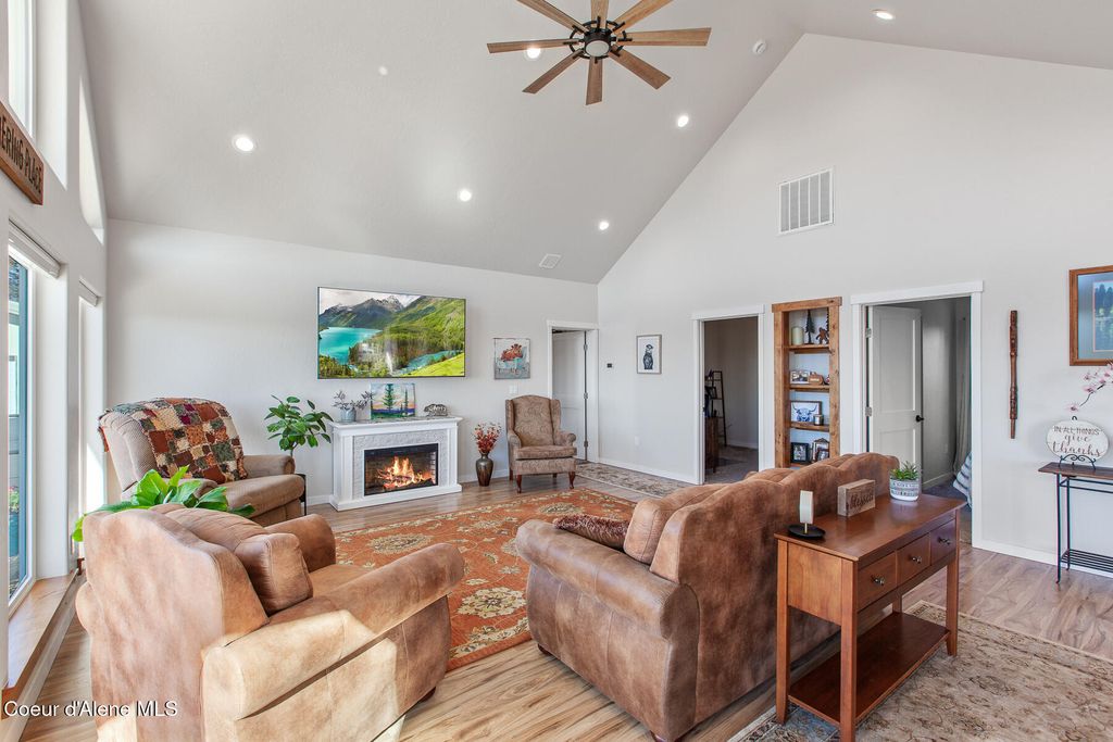 10824 N Payment Peak Rd, Hauser, ID 83854 photo 6