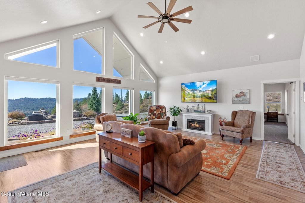 10824 N Payment Peak Rd, Hauser, ID 83854 photo 7