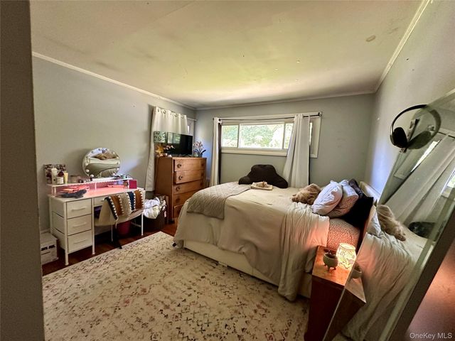 18 Wicks Avenue, Pine Plains, NY 12567