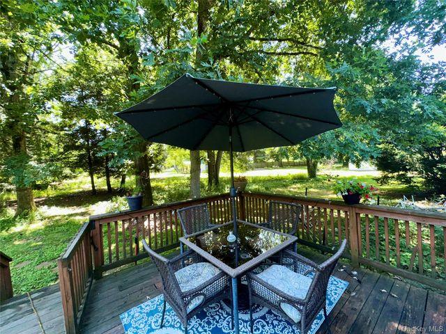 18 Wicks Avenue, Pine Plains, NY 12567