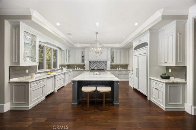 1201 S 10th Ave, Arcadia, CA 91006