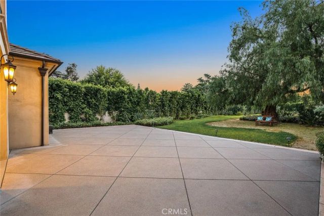 1201 S 10th Ave, Arcadia, CA 91006
