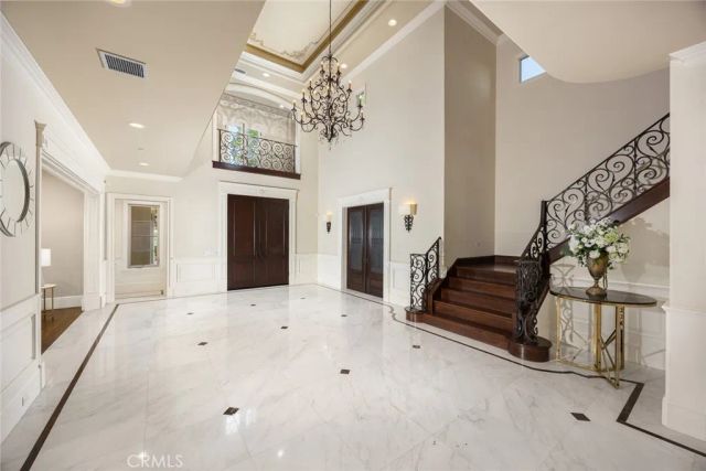 1201 S 10th Ave, Arcadia, CA 91006