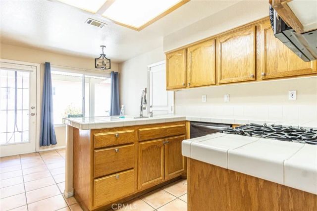 11342 Sawgrass Bend, Apple Valley, CA 92308