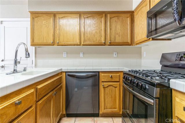 11342 Sawgrass Bend, Apple Valley, CA 92308