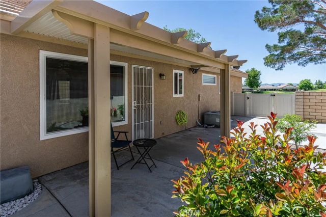 11342 Sawgrass Bend, Apple Valley, CA 92308