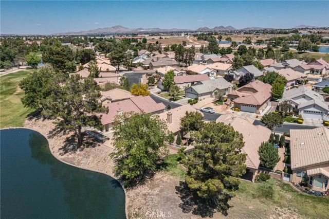 11342 Sawgrass Bend, Apple Valley, CA 92308