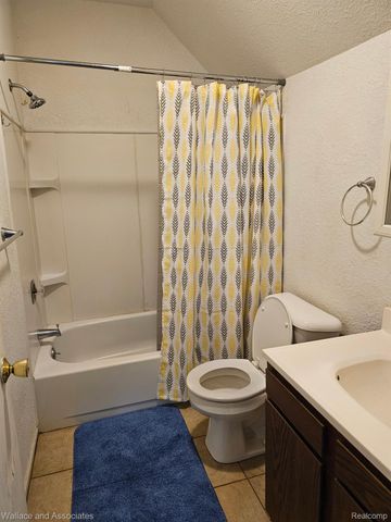 1918 7th, Port Huron, MI 48060