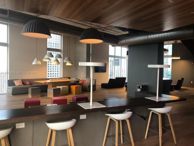 151 SE 1st St 1808, Miami, FL 33131