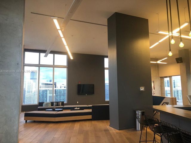 151 SE 1st St 1808, Miami, FL 33131