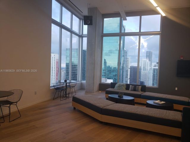 151 SE 1st St 1808, Miami, FL 33131