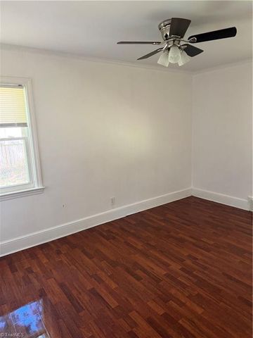 439 Meadowview Drive, Winston-salem, NC 27107