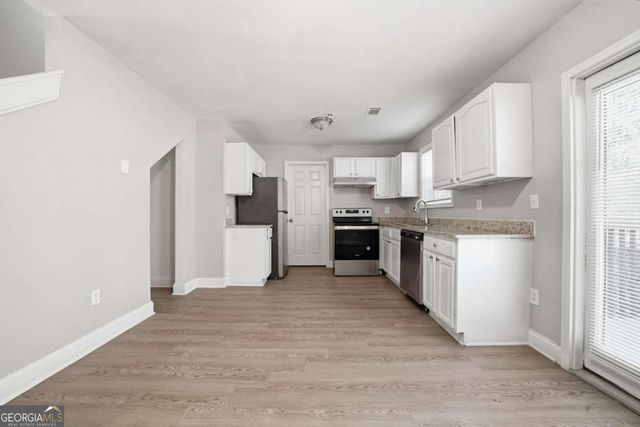 1240 Pinedale Circle NW, Conyers, GA 30012