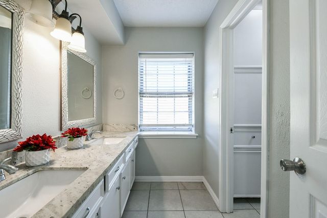 1007 Maranon Lane, Houston, TX 77090