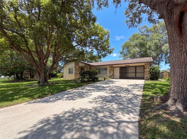 620 WHITNEY AVENUE, Inverness, FL 34452