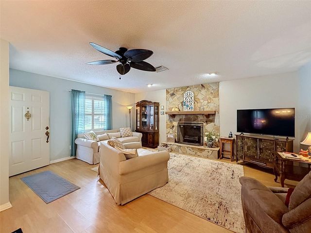 620 WHITNEY AVENUE, Inverness, FL 34452