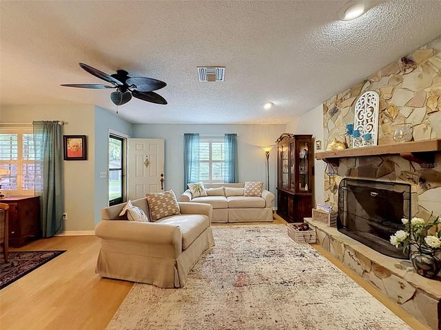 620 WHITNEY AVENUE, Inverness, FL 34452