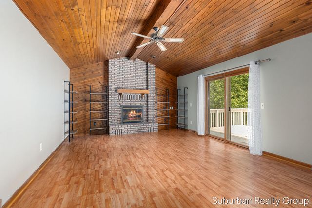 2543 Glencairin Drive Nw, City Of Grand Rapids, MI 49504