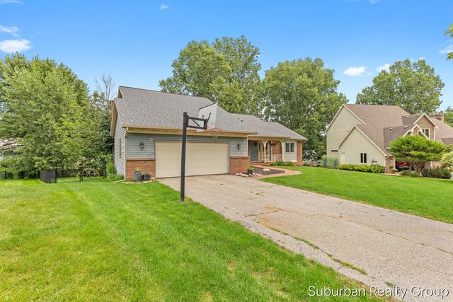 2543 Glencairin Drive Nw, City Of Grand Rapids, MI 49504