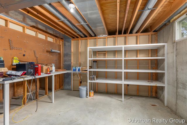 2543 Glencairin Drive Nw, City Of Grand Rapids, MI 49504