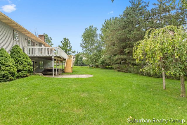 2543 Glencairin Drive Nw, City Of Grand Rapids, MI 49504