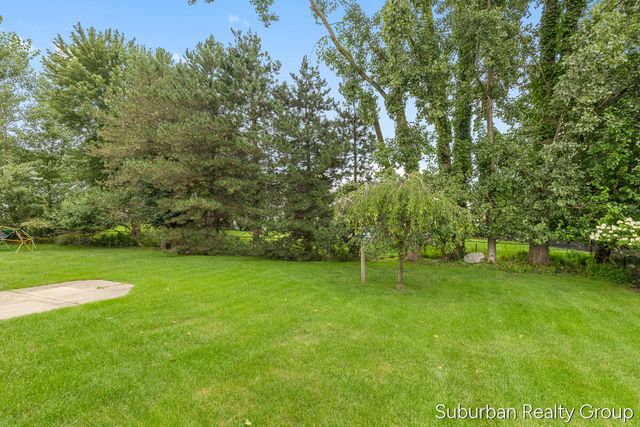 2543 Glencairin Drive Nw, City Of Grand Rapids, MI 49504