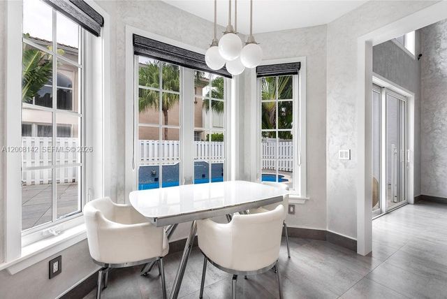 3949 194th Ln, Sunny Isles Beach, FL 33160