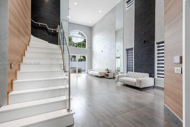 3949 194th Ln, Sunny Isles Beach, FL 33160