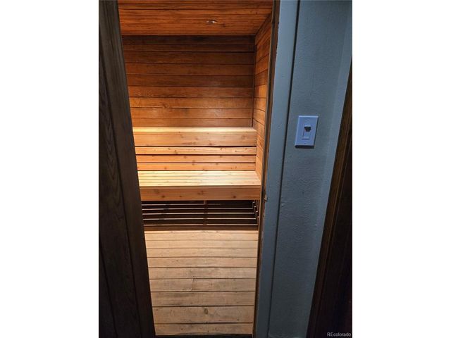 1250 Golden Cir 305, Golden, CO 80401