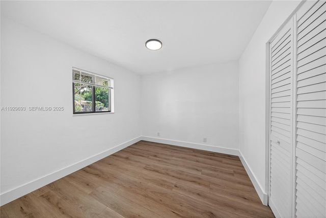 2633 NE 13th Ave 1, Pompano Beach, FL 33064