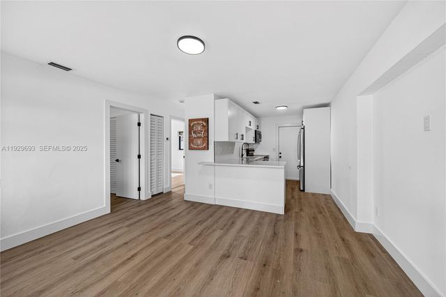 2633 NE 13th Ave 1, Pompano Beach, FL 33064