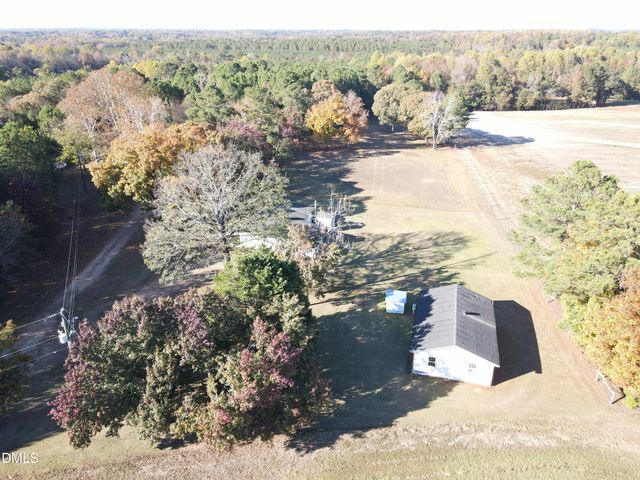 178 McGee Barefoot Lane, Coats, NC 27521