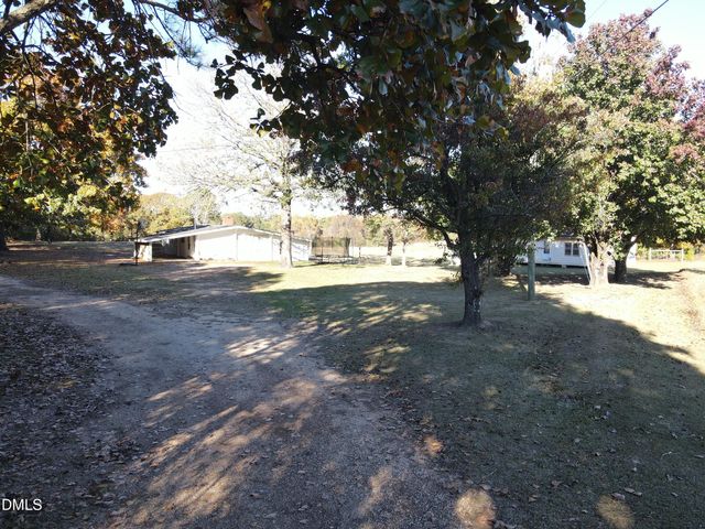 178 McGee Barefoot Lane, Coats, NC 27521