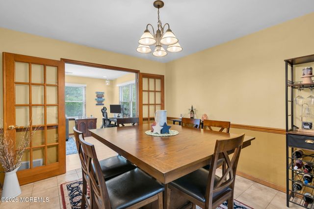 633 Spray Avenue, Beachwood, NJ 08722