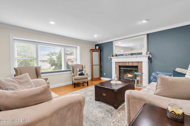 633 Spray Avenue, Beachwood, NJ 08722