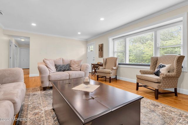 633 Spray Avenue, Beachwood, NJ 08722