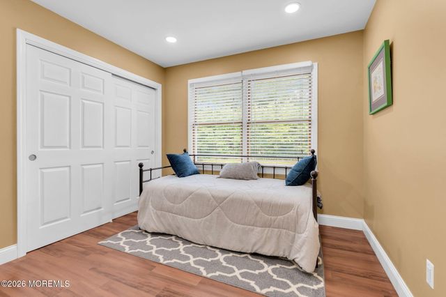 633 Spray Avenue, Beachwood, NJ 08722