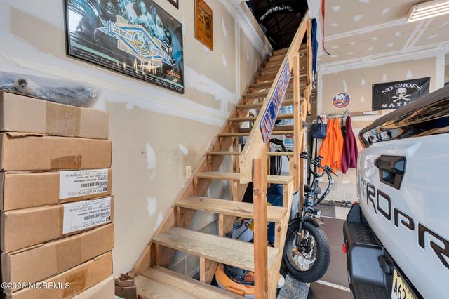 633 Spray Avenue, Beachwood, NJ 08722
