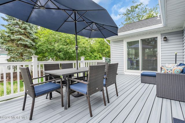 633 Spray Avenue, Beachwood, NJ 08722