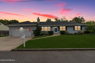 633 Spray Avenue, Beachwood, NJ 08722