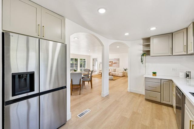 8060 Sunset Ave, Fair Oaks, CA 95628