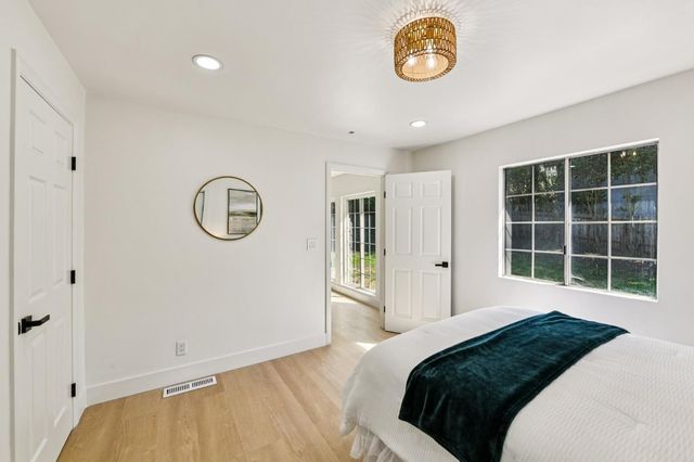 8060 Sunset Ave, Fair Oaks, CA 95628