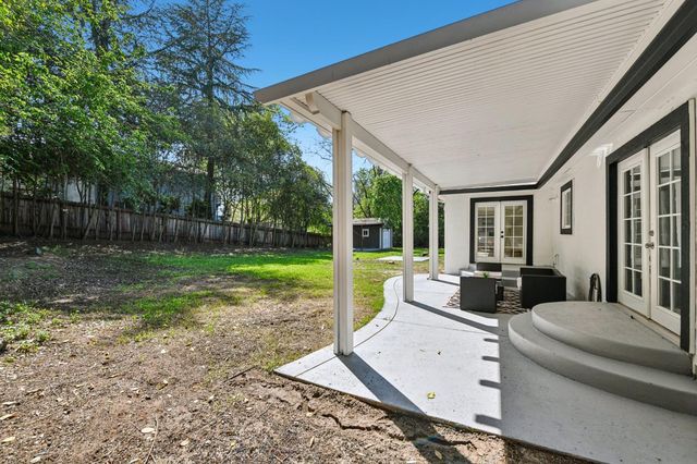 8060 Sunset Ave, Fair Oaks, CA 95628