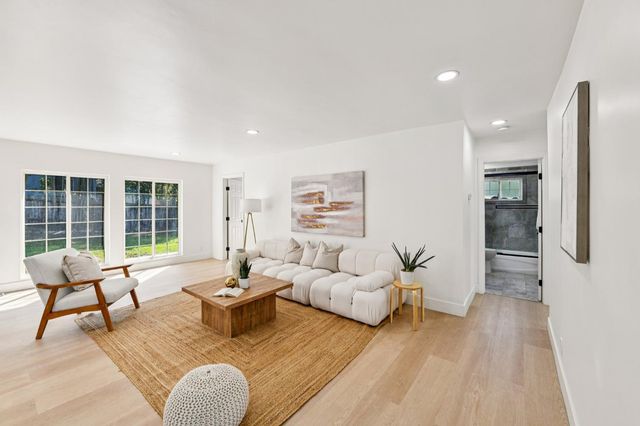 8060 Sunset Ave, Fair Oaks, CA 95628