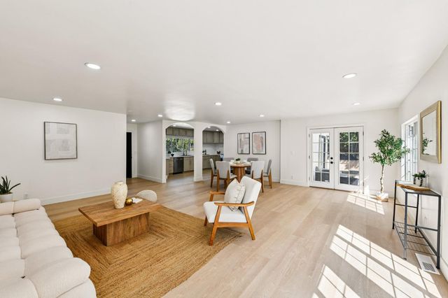 8060 Sunset Ave, Fair Oaks, CA 95628