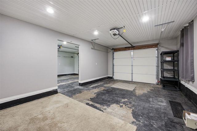 2112 F Street, Iowa City, IA 52245
