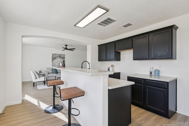 6210 outlook, San Antonio, TX 78233