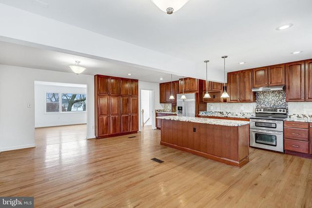 6408 MARYVIEW ST, Alexandria, VA 22310